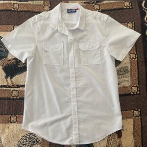 Men's Short-Sleeve White Button-Up Shirt